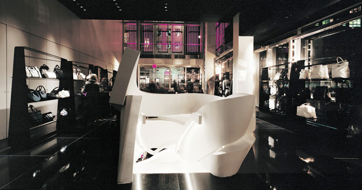 Doriana和纽约的Massimiliano福克萨斯，阿玛尼店-4