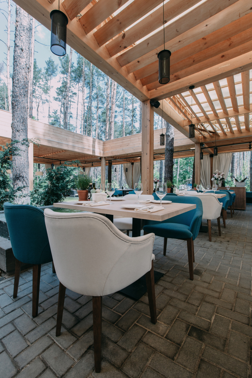 乌克兰托斯卡纳烧烤餐厅夏日露台(TOSCANA GRILL · SUMMER TERRACE)-12