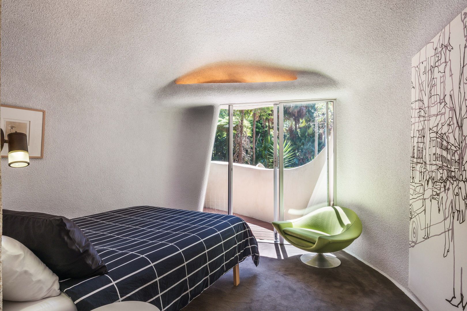 A landmark organic home heads to auction on Sydney’s Northern Beaches - The Spaces-4