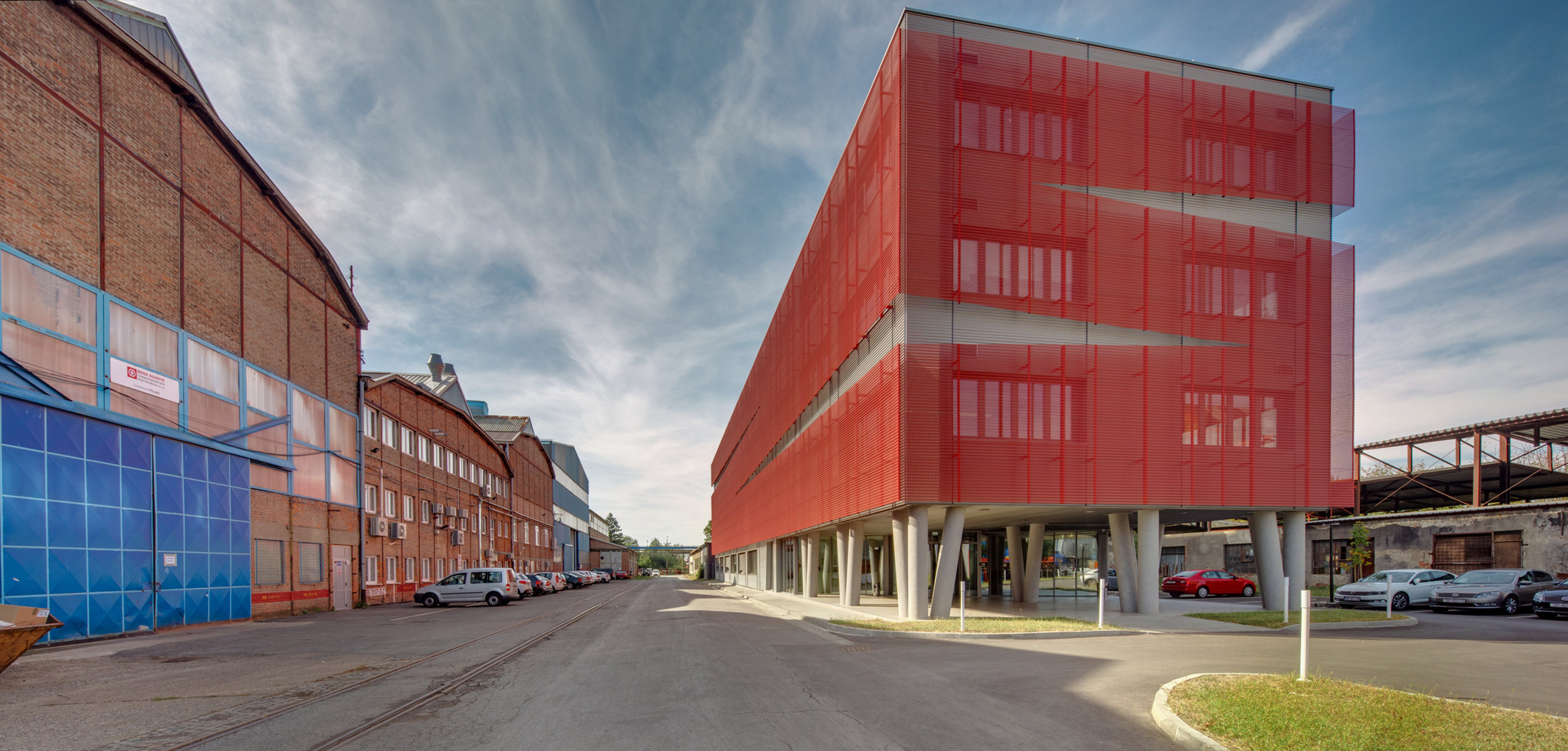 克罗地亚 Slavonski Brod 工业区办公楼-16