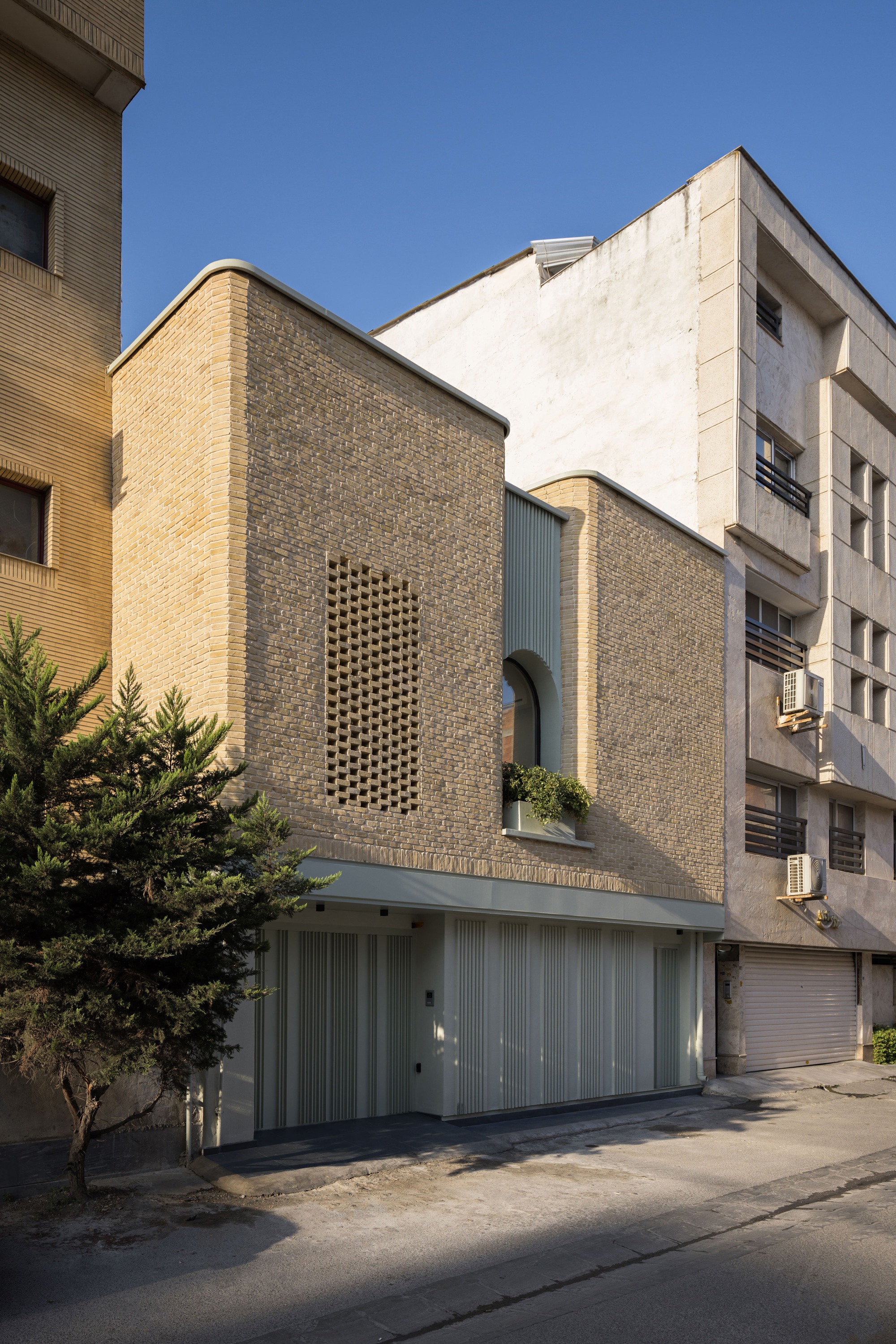 纳法斯·诺（新呼吸）诊所丨伊朗丨Event office-25