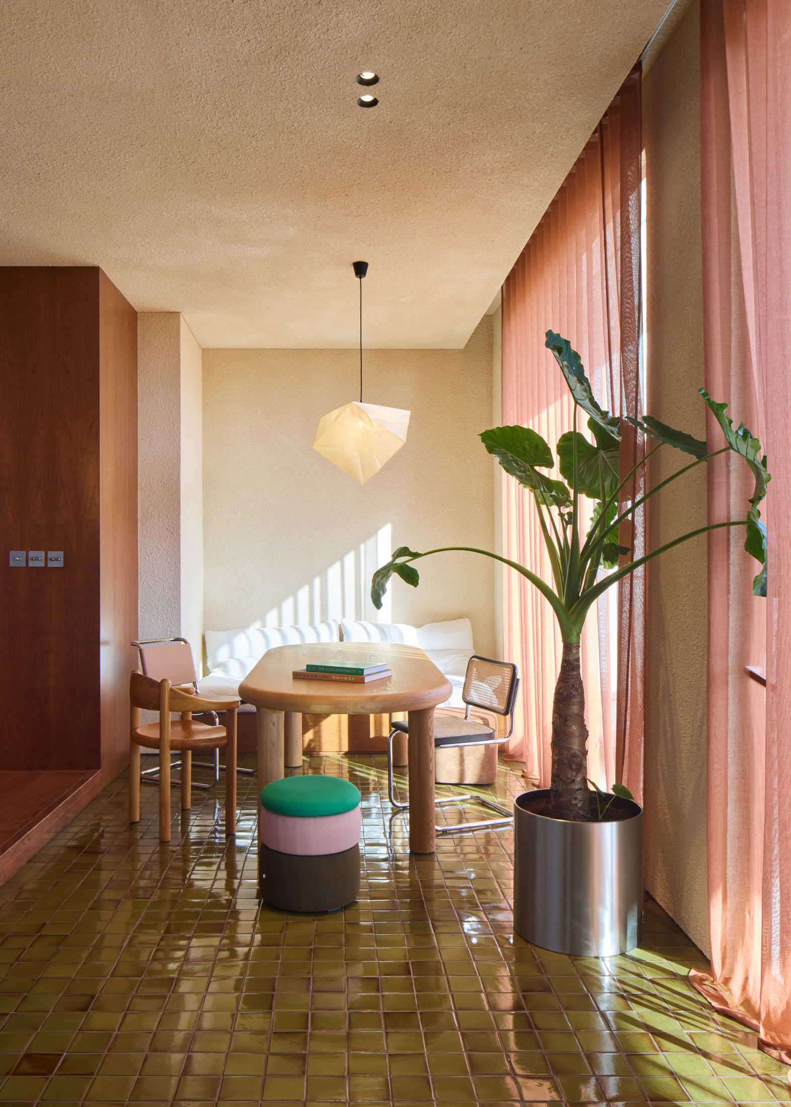 Mid-Century Vibes in Modern Dubai: Al Barari Apartment by Bone Studio.-48