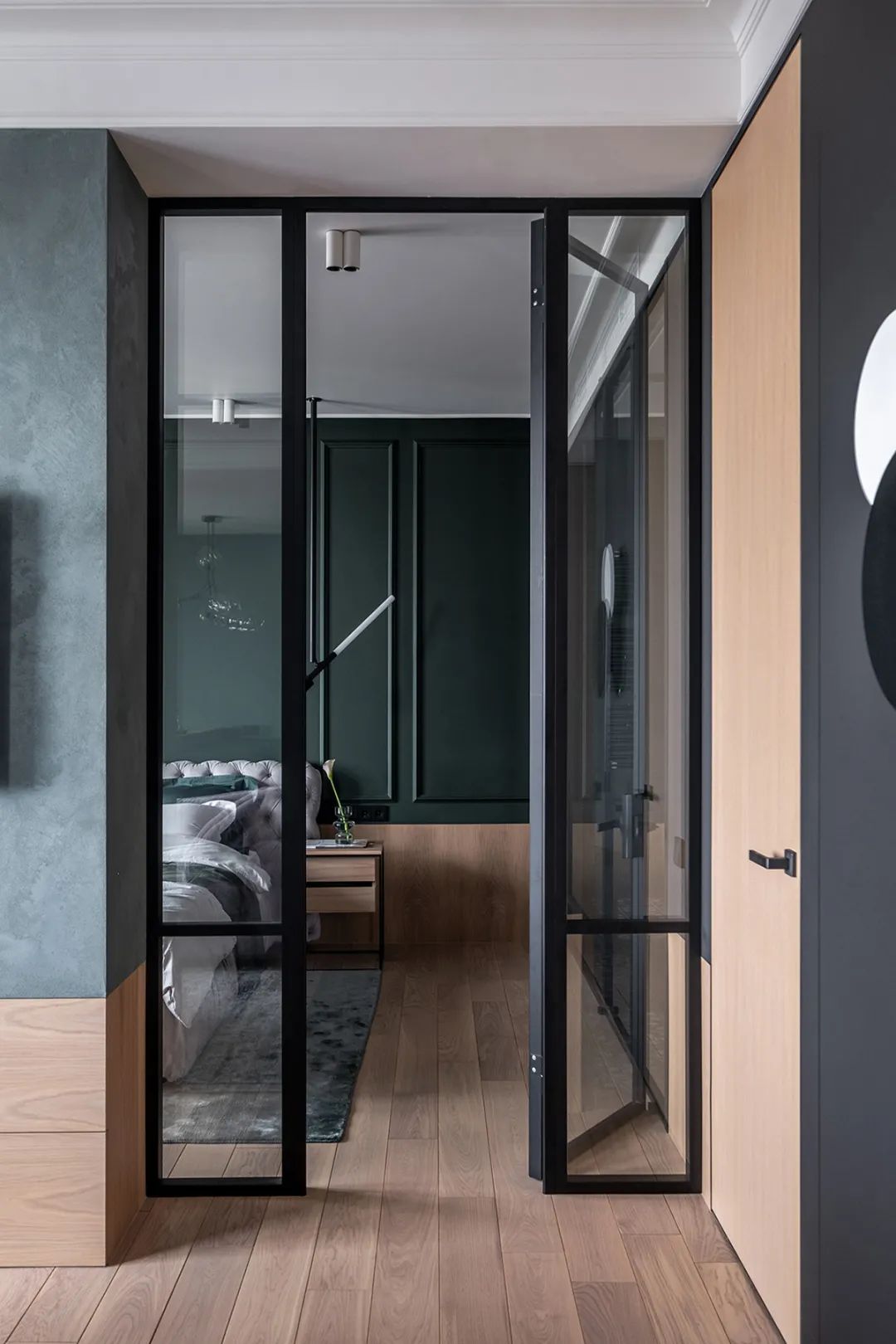 莫斯科 66㎡莫兰迪简约风公寓,玻璃隔断打造开放式空间-7