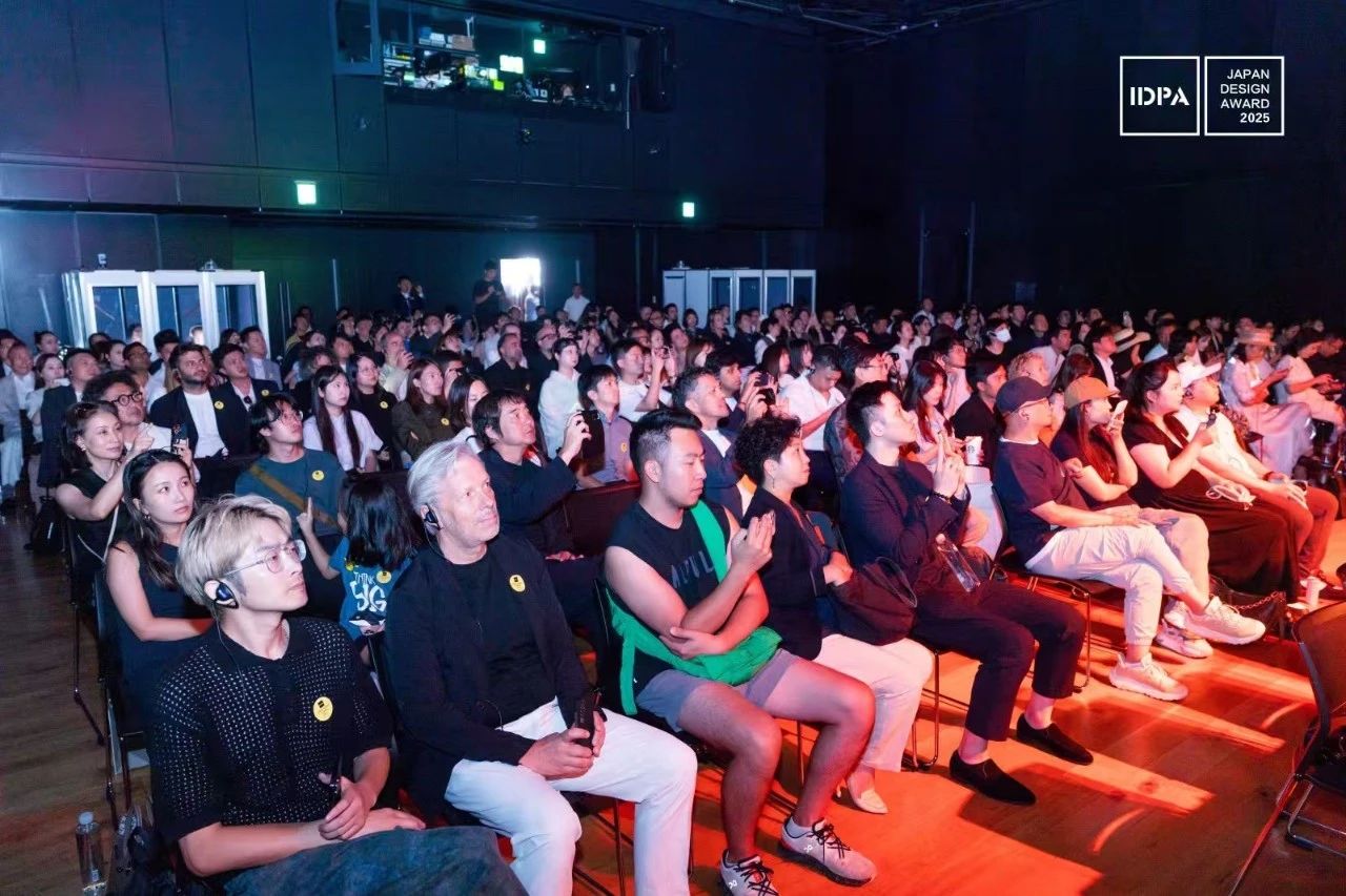 青岛青特滨湖国际2期售楼处丨中国青岛丨赛瑞迪普空间设计有限公司-9