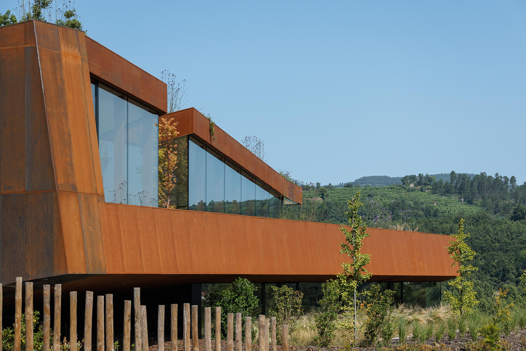 耐候之屋（Casa Corten）丨葡萄牙丨HPA Arquitetura e Investimentos-22