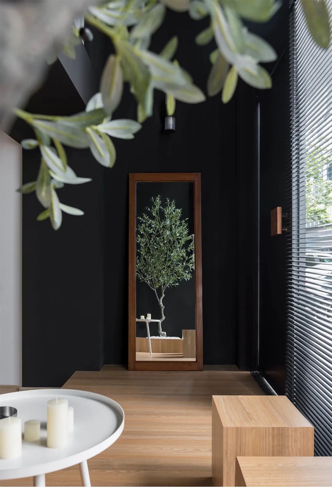 上海正昉协作设计办公室 | 黑白之间的光与影-13