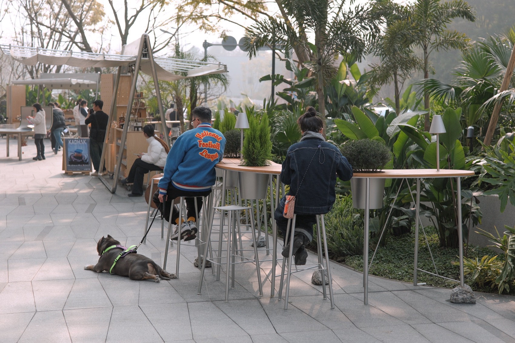 河流与卵石:桌桌计划2·0公共家具及摊位设计丨中国成都丨行波工作室(公共家具与市集摊位)等多家-19