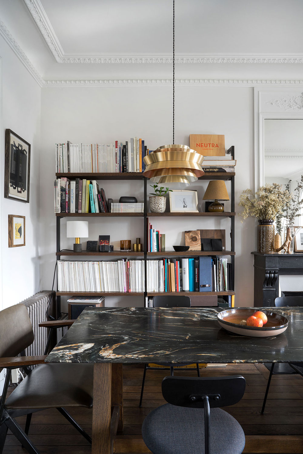 巴黎设计师的复古与现代完美结合的公寓-6