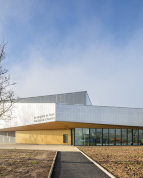 Salle du Coum 体育中心改造丨法国丨ENO Architectes