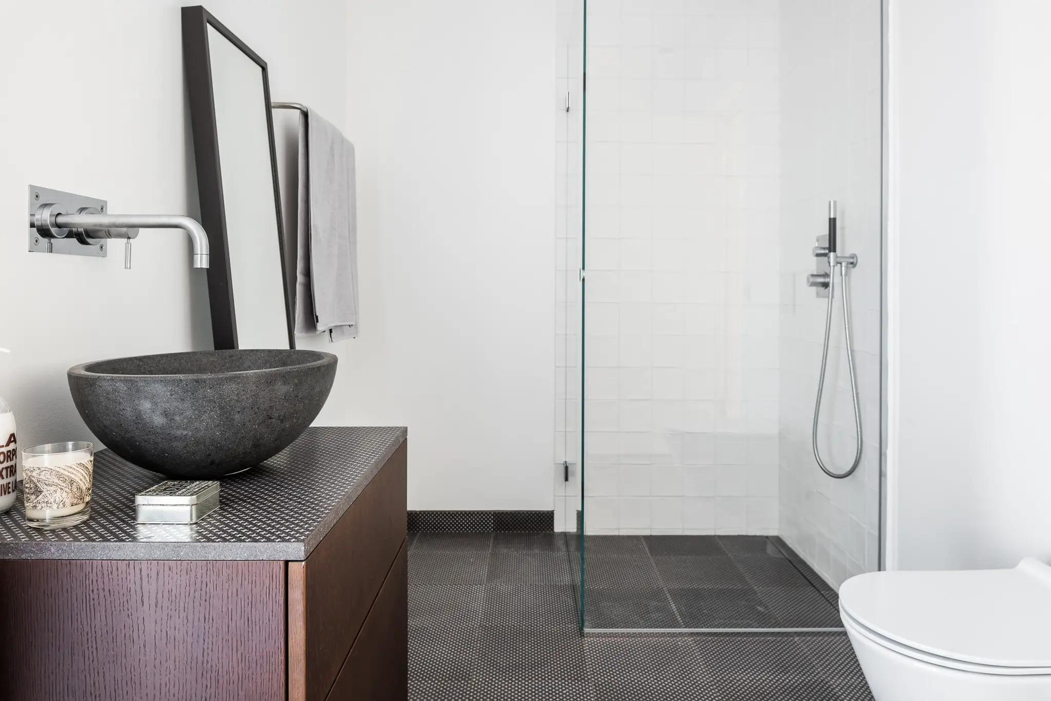 瑞典湖泊度假屋 | 梦幻般的水边度假胜地-17