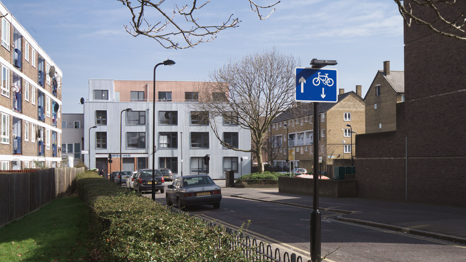 伦敦黛博拉大厦艺术慈善空间改造-19