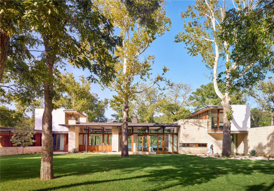 奥斯汀湖住宅 | 返璞归真的轻浮与稳固-2