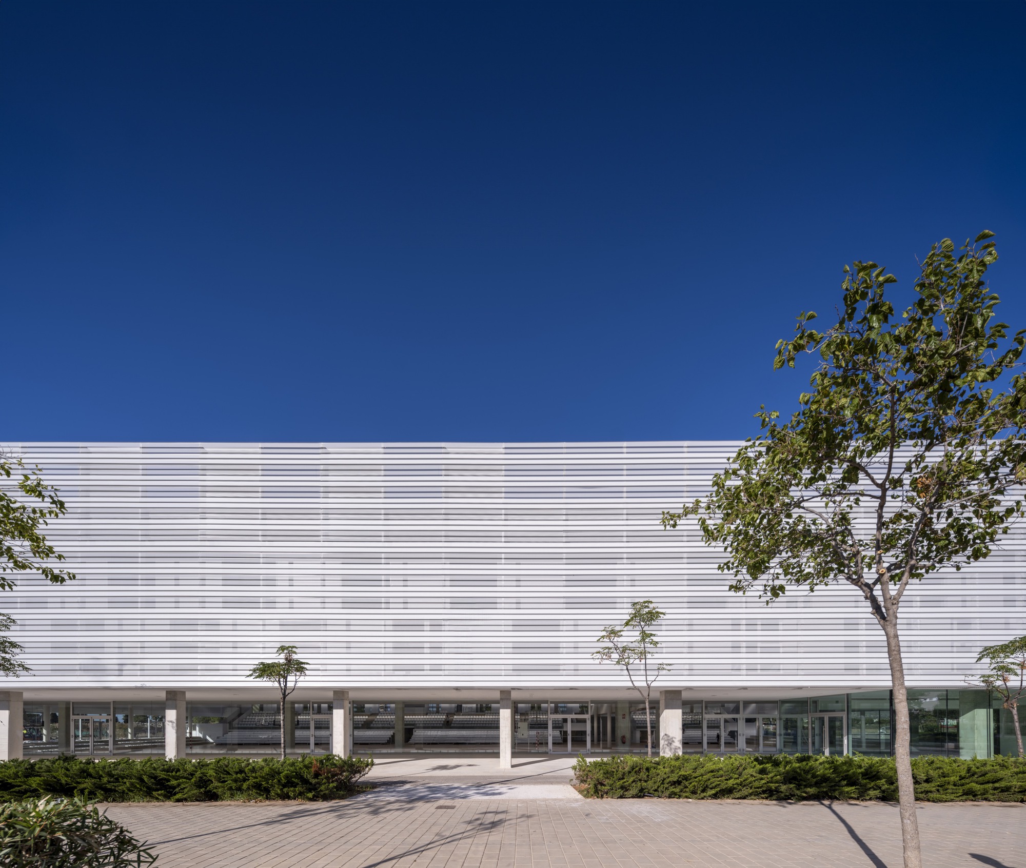 Municipal Sports Pavilion of San Vicente del Raspeig / MCEA | Arquitectura + NAOS 04 ARQUITECTOS-16