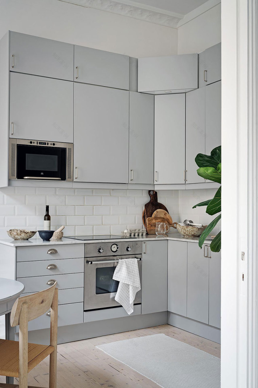 北欧风格瑞典公寓 | 温馨轻盈的优雅设计-13