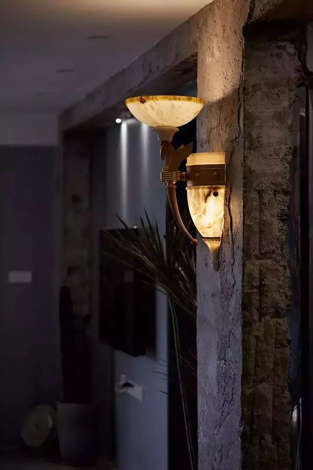 140㎡开放式空间，衣帽间、储物间一应俱全，逆天设计让家翻倍-95