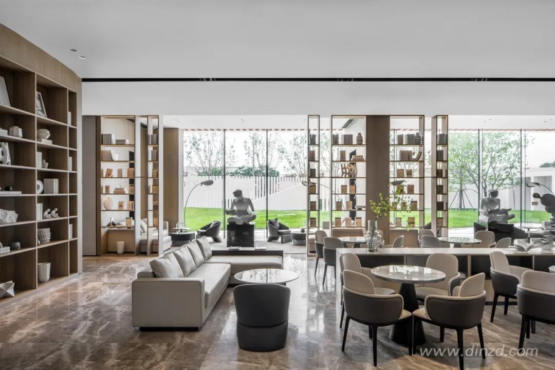 青岛 MOMA 通汇当代阅销售中心 | 现代与线条主义的艺术混搭-32