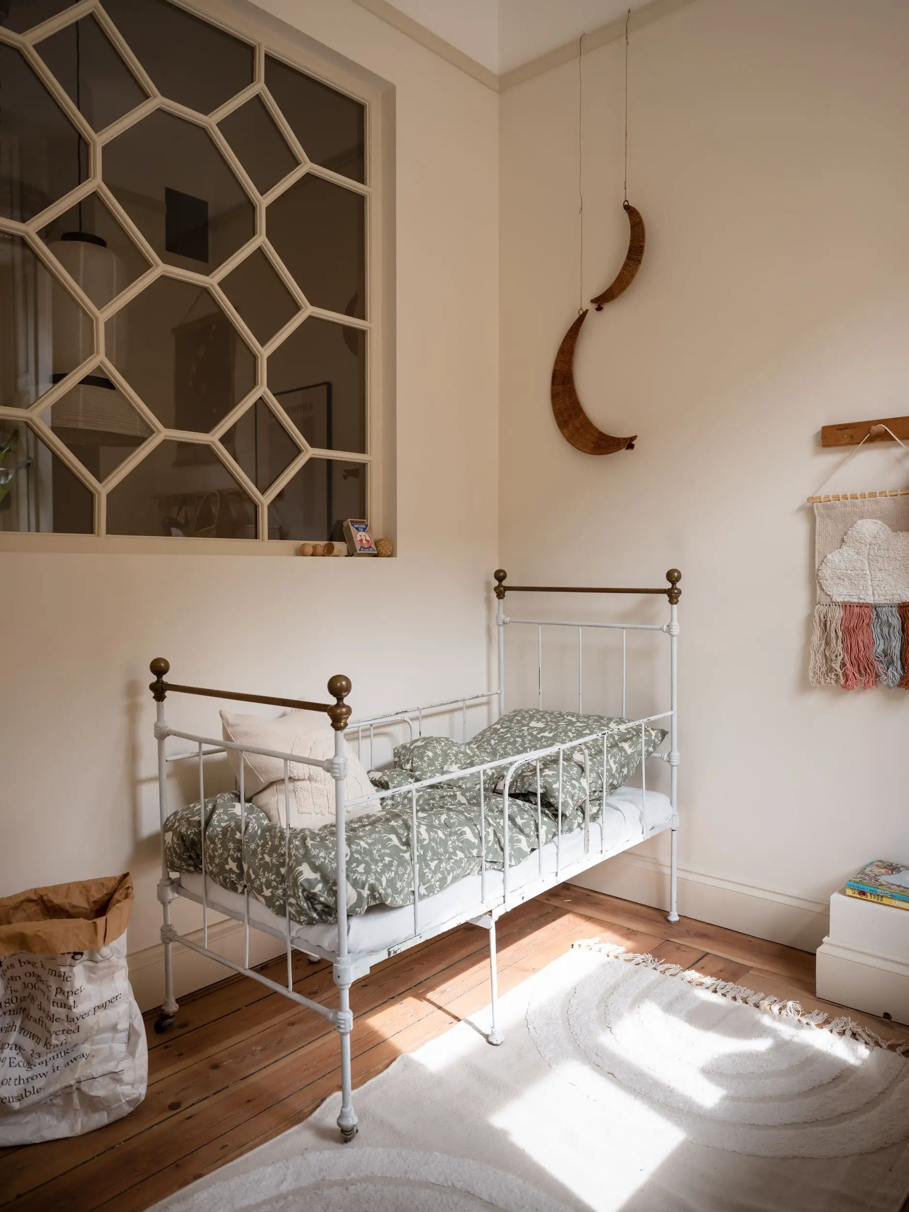 瑞典 53m2 粉色厨房公寓 | 温馨与复古的完美融合-12