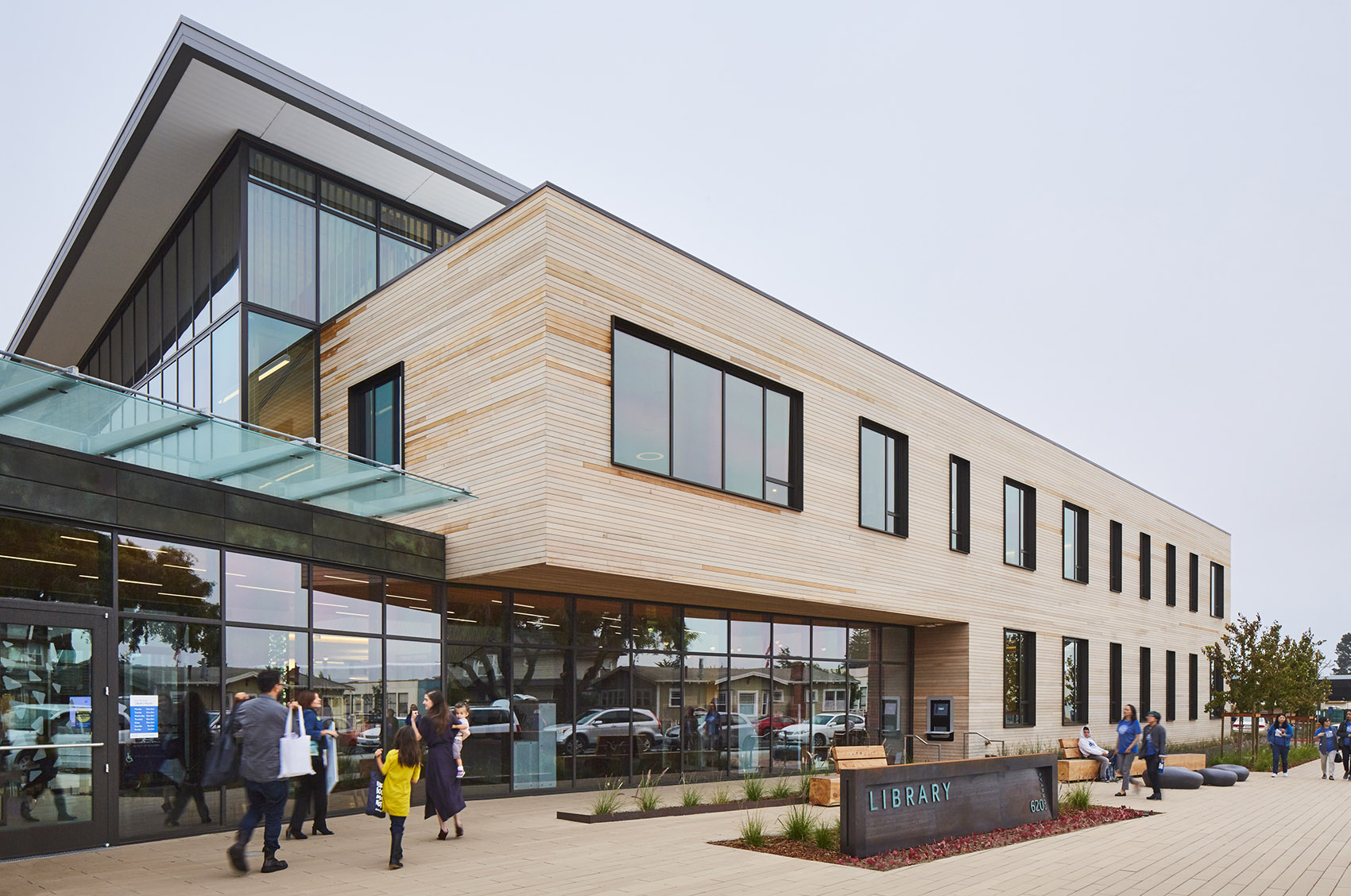 美国半月湾图书馆-24