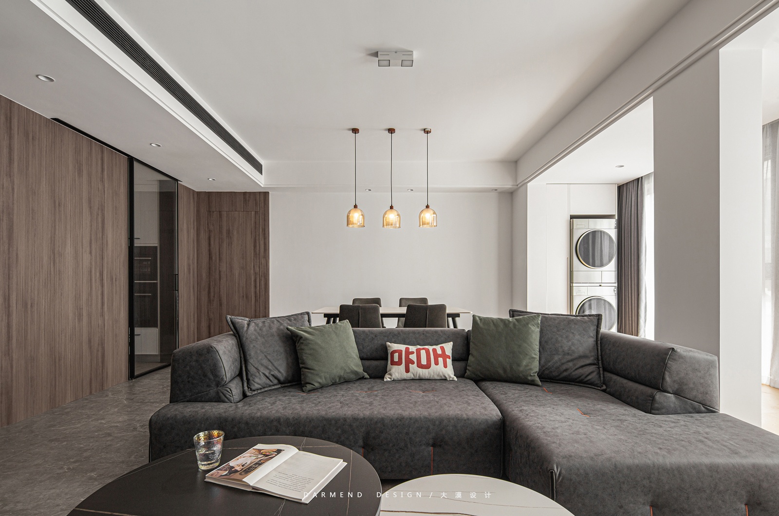 两人三喵的幸福生活丨中国南京丨大漠·室内设计-8