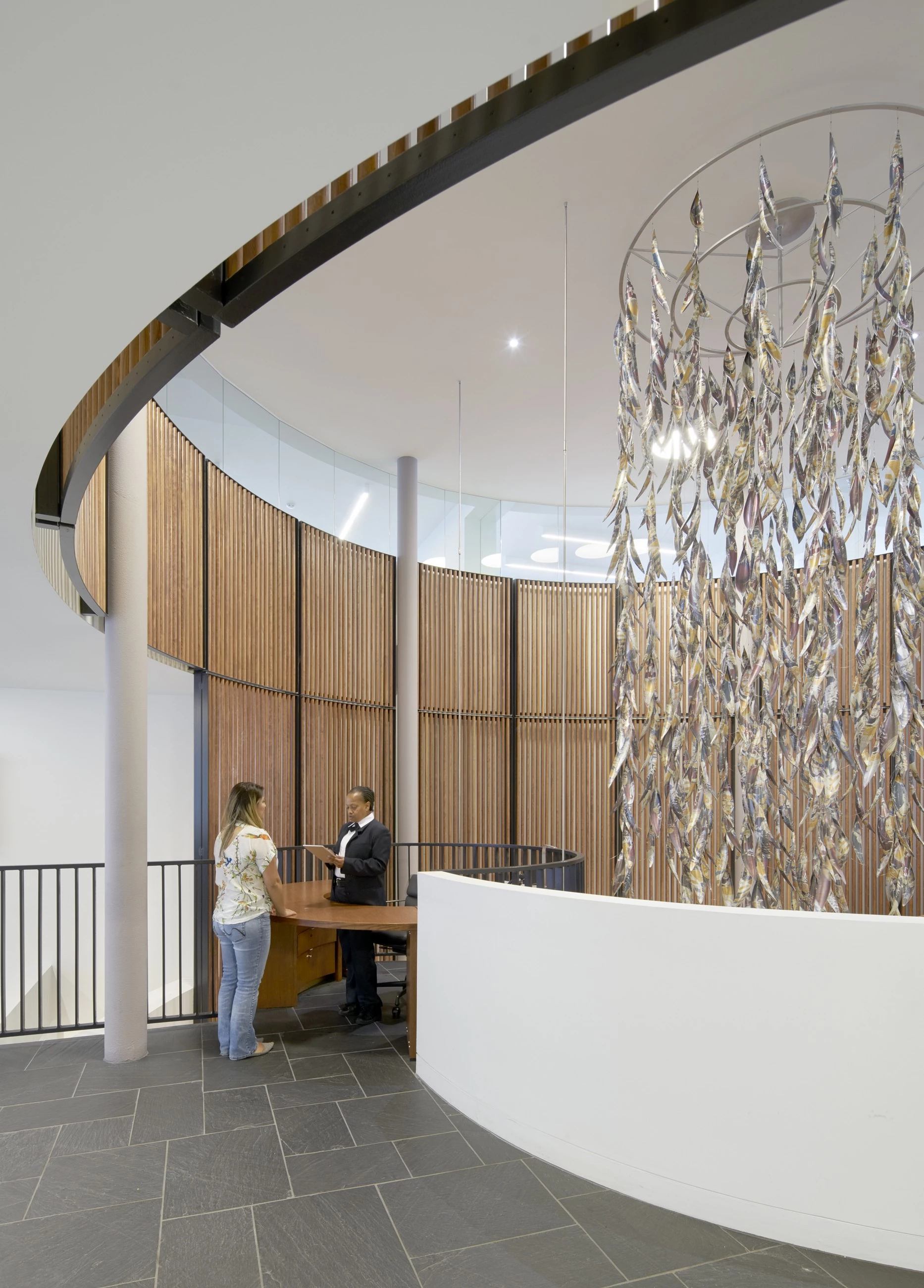 连接开放民主，Kapor 中心打造温馨社交空间-35