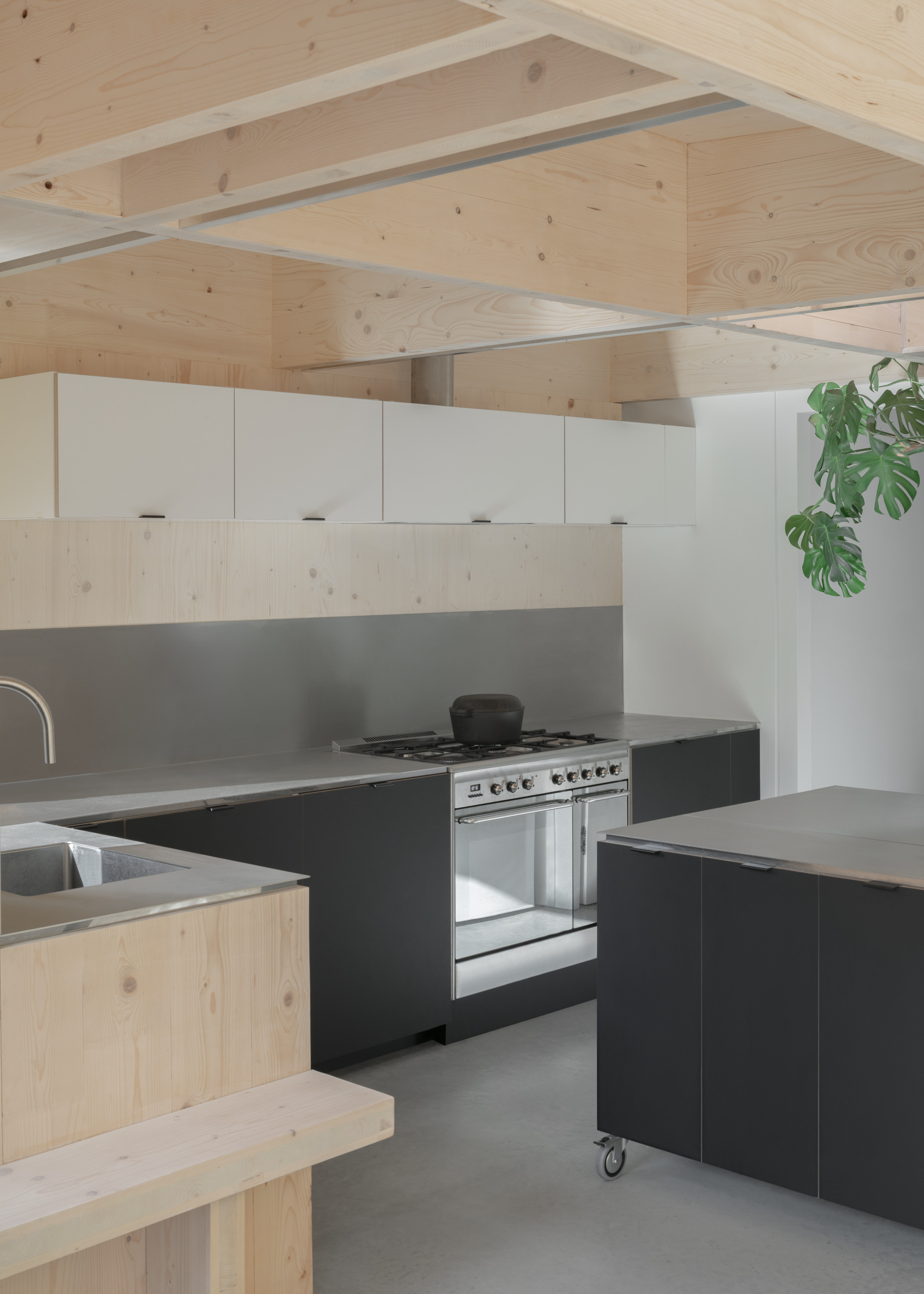 交叉层压木材房屋丨英国伦敦丨Unknown Works-38