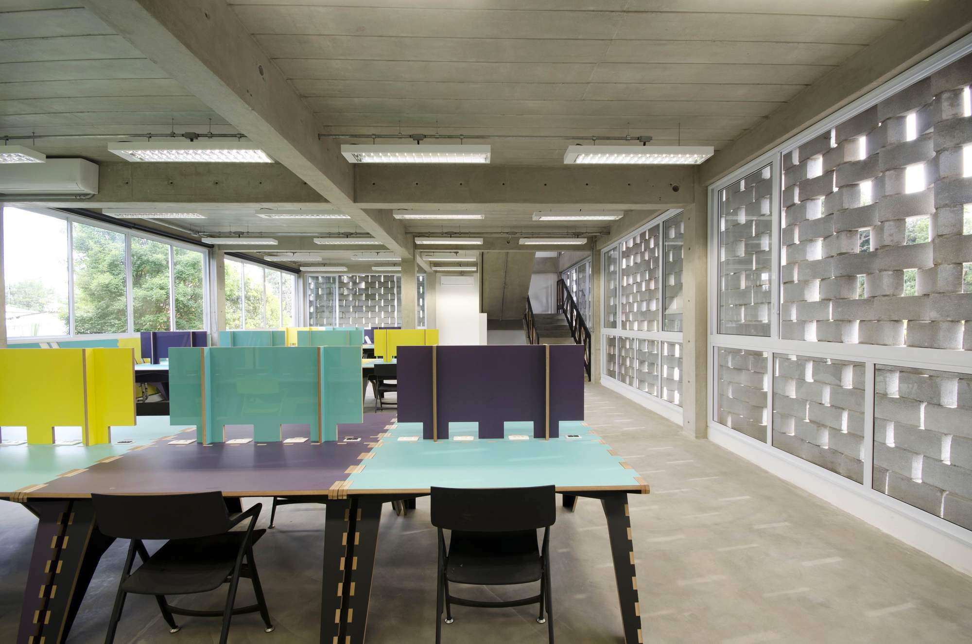 CoBLOgó Office / SUBdV-18