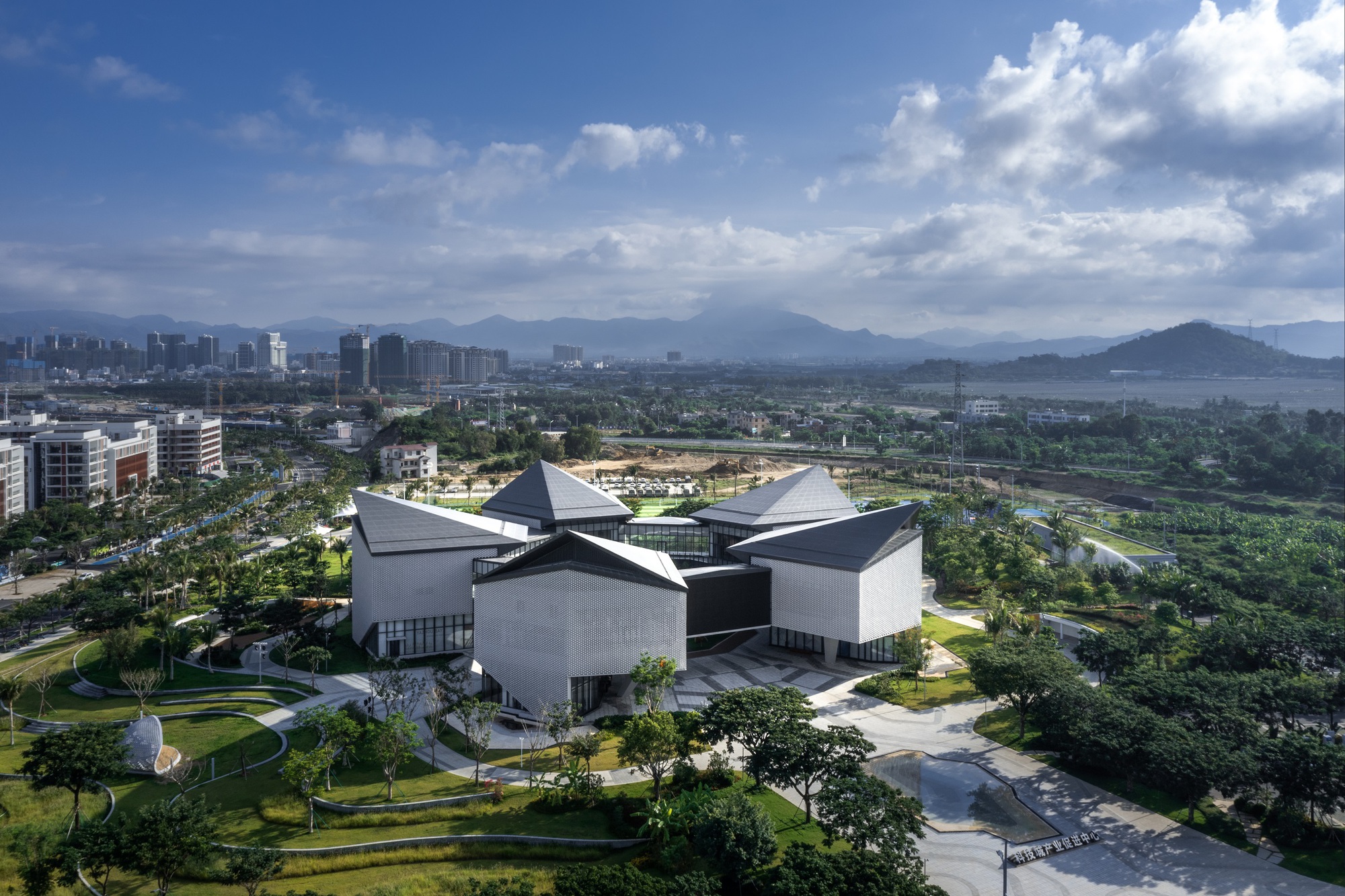 三亚崖州湾科技城产业促进中心丨中国三亚丨Gensler-12