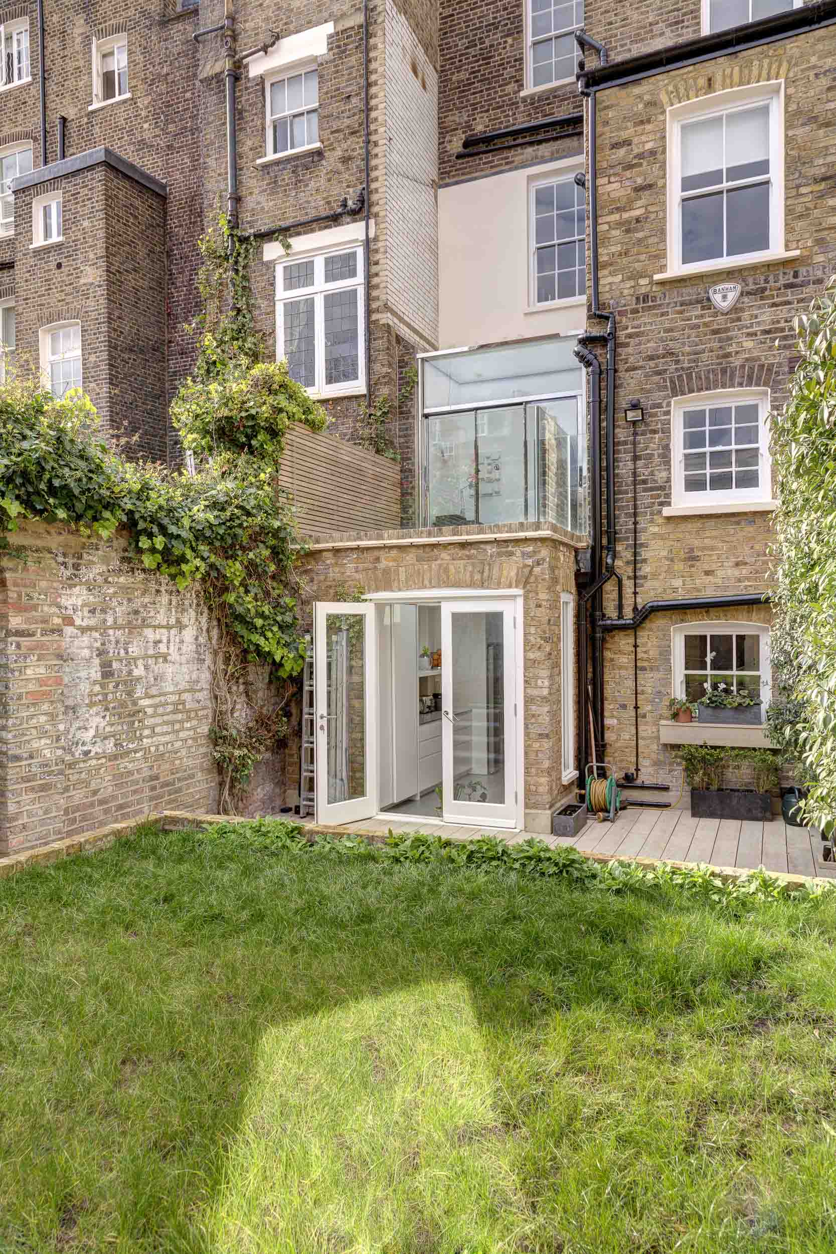 融古汇今，玻璃延伸的威斯敏斯特二级挂牌露台房-8