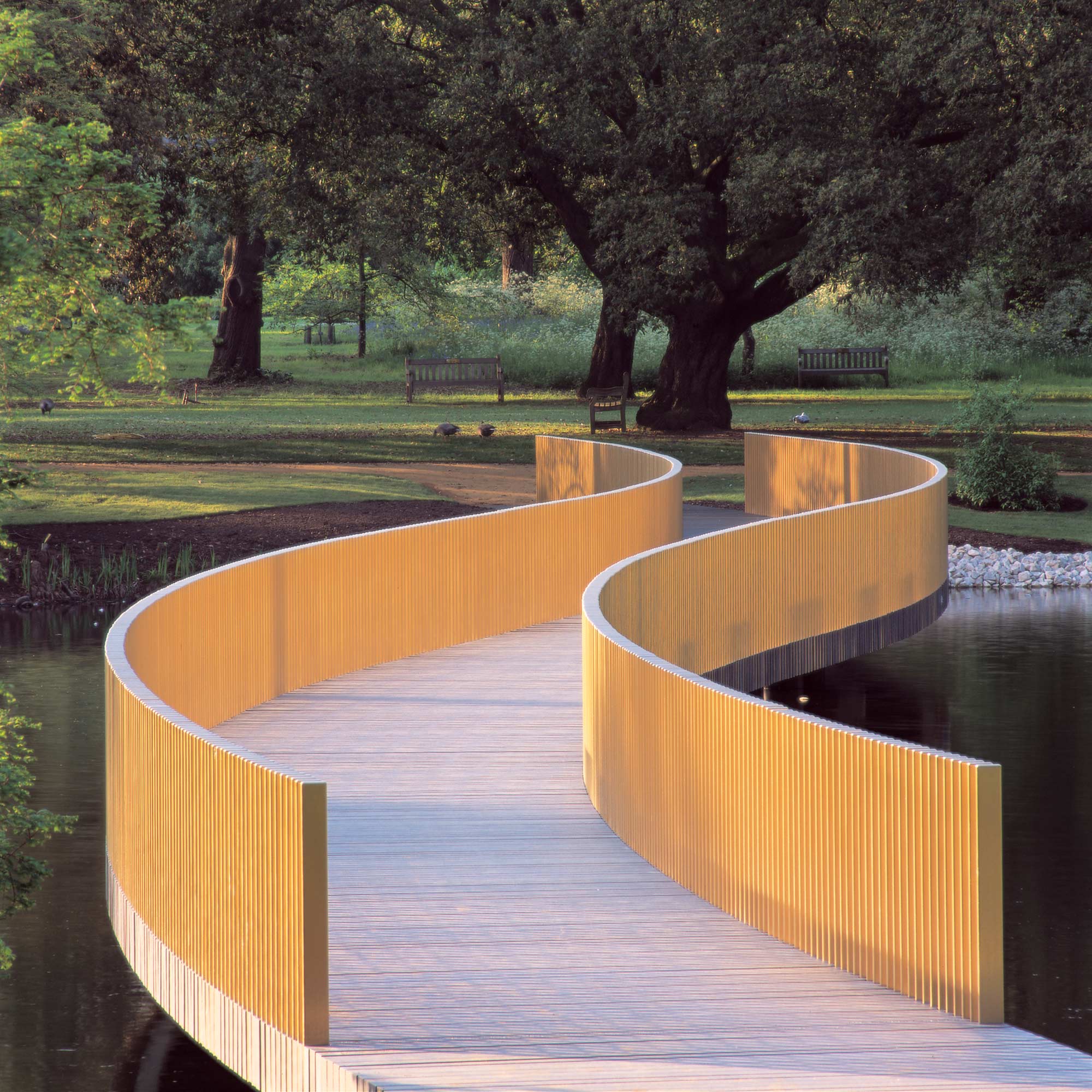 约翰·帕森 湖岸交汇处（注：Lake Crossing常见释义为湖岸交汇处 ，不过具体需结合其语境，如果是某建筑作品名等，Crossing也有穿越等意思，这里暂时按常见意思处理） 丨英国伦敦-3