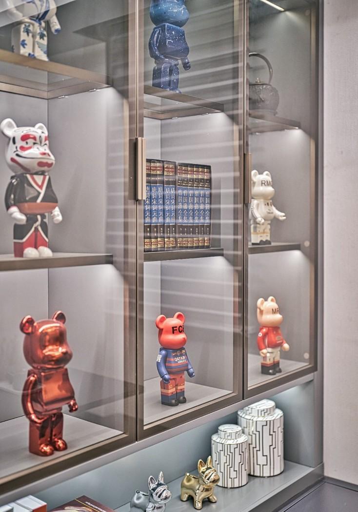 三原色装点的梦幻之家-51