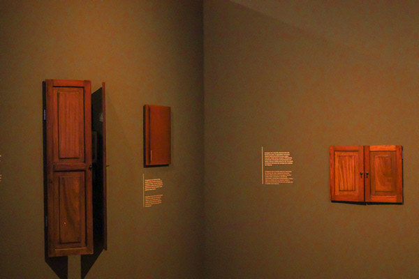 回声,一座城市的反射(注:refle·os推测应为reflejos,西班牙语反射、反响之意) -75