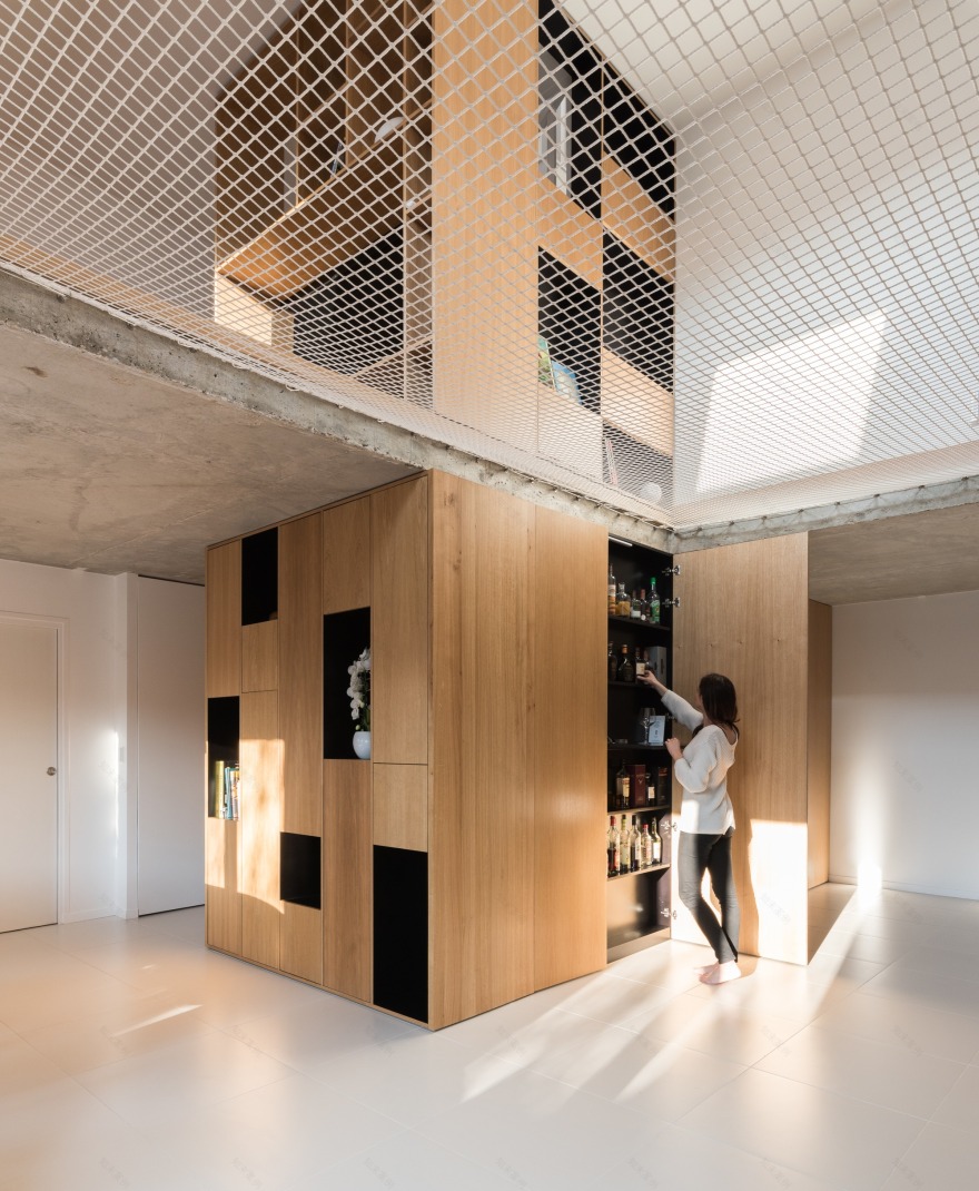 Around the Net House / MARTINS AFONSO atelier de design + l'atelier miel-34
