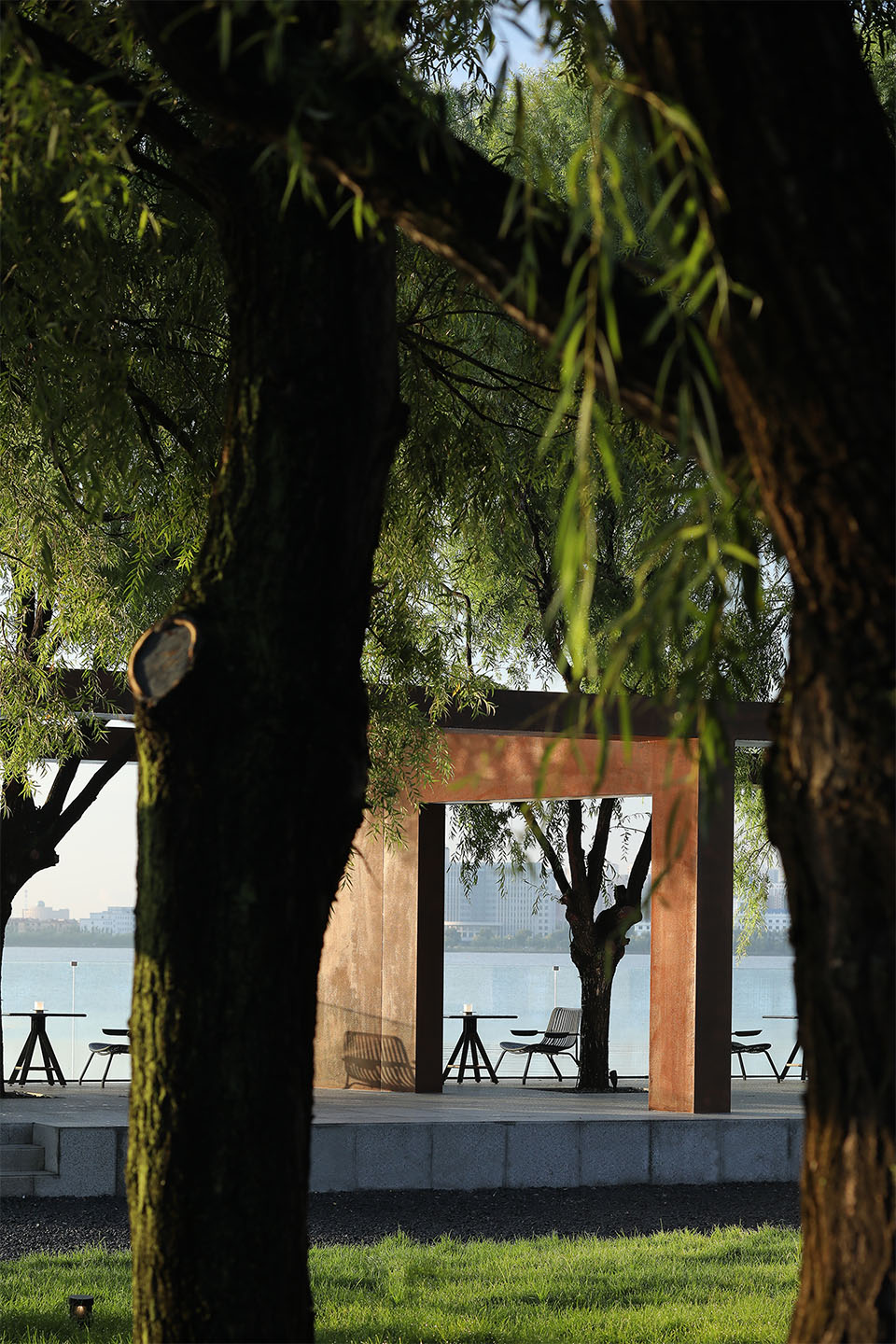 大庆滨洲湖:工业遗存的商业活化丨中国大庆丨慢珊瑚设计-44