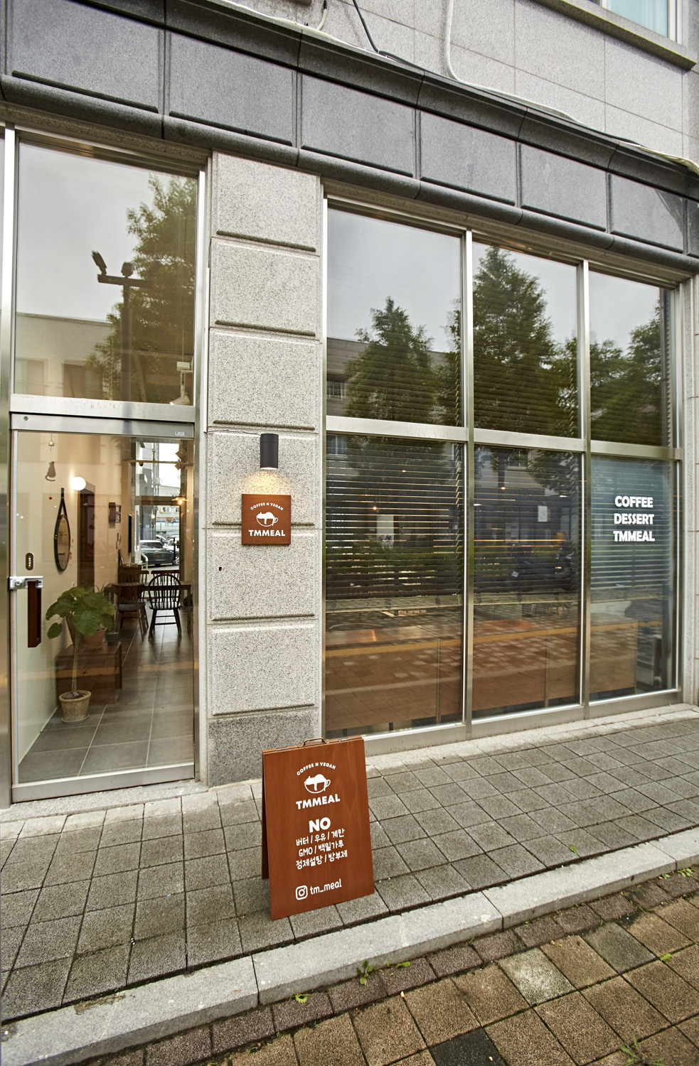 简约白橡木，打造小资情调咖啡厅-16