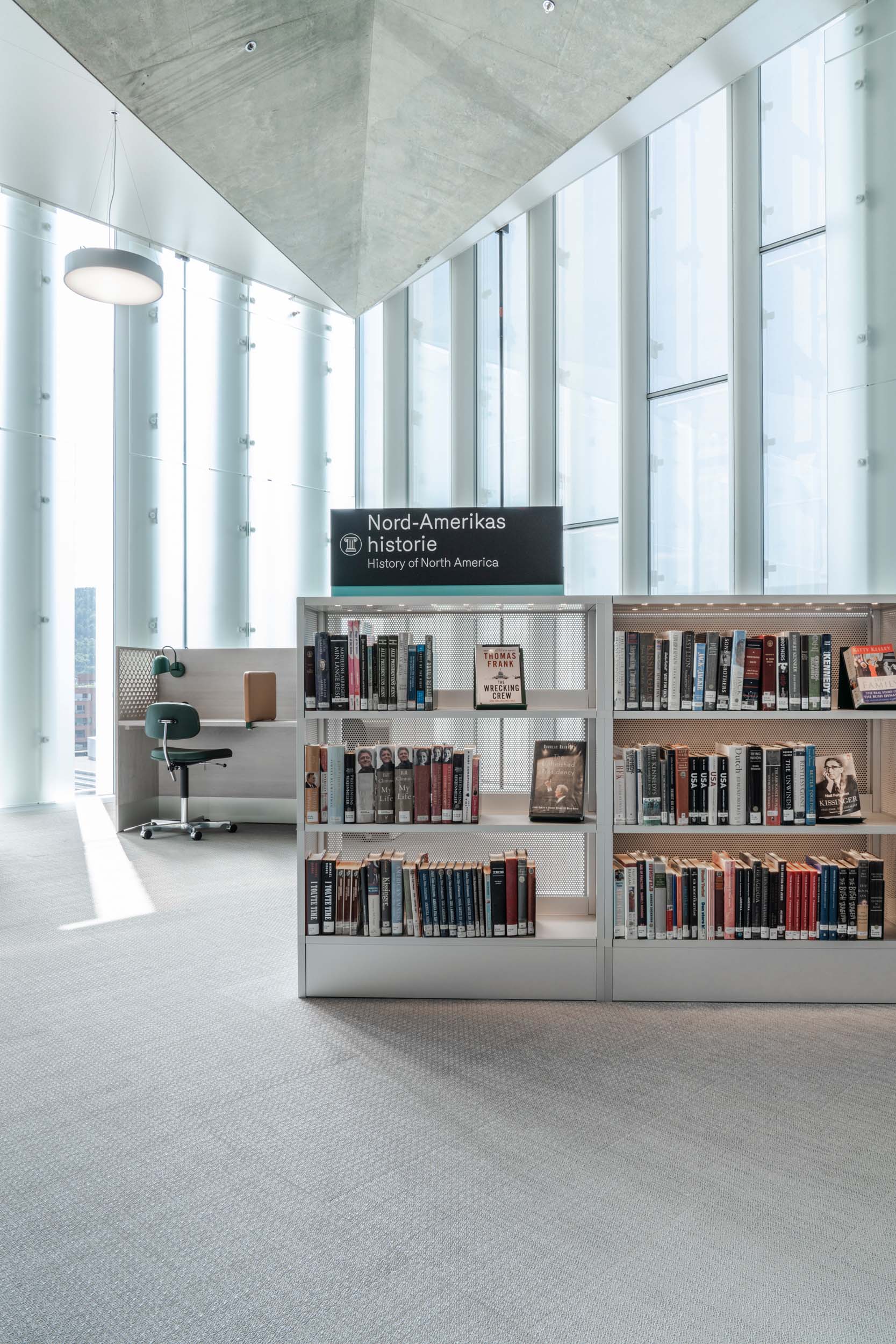 戴克曼媒体中心（注：Deichman可能是特定名称，音译为戴克曼；Mediestativet结合常见构词推测为媒体中心，但需结合具体语境，若该名称有特定固定译法，此翻译可能不准确） 丨Scenario与Bico合作-31