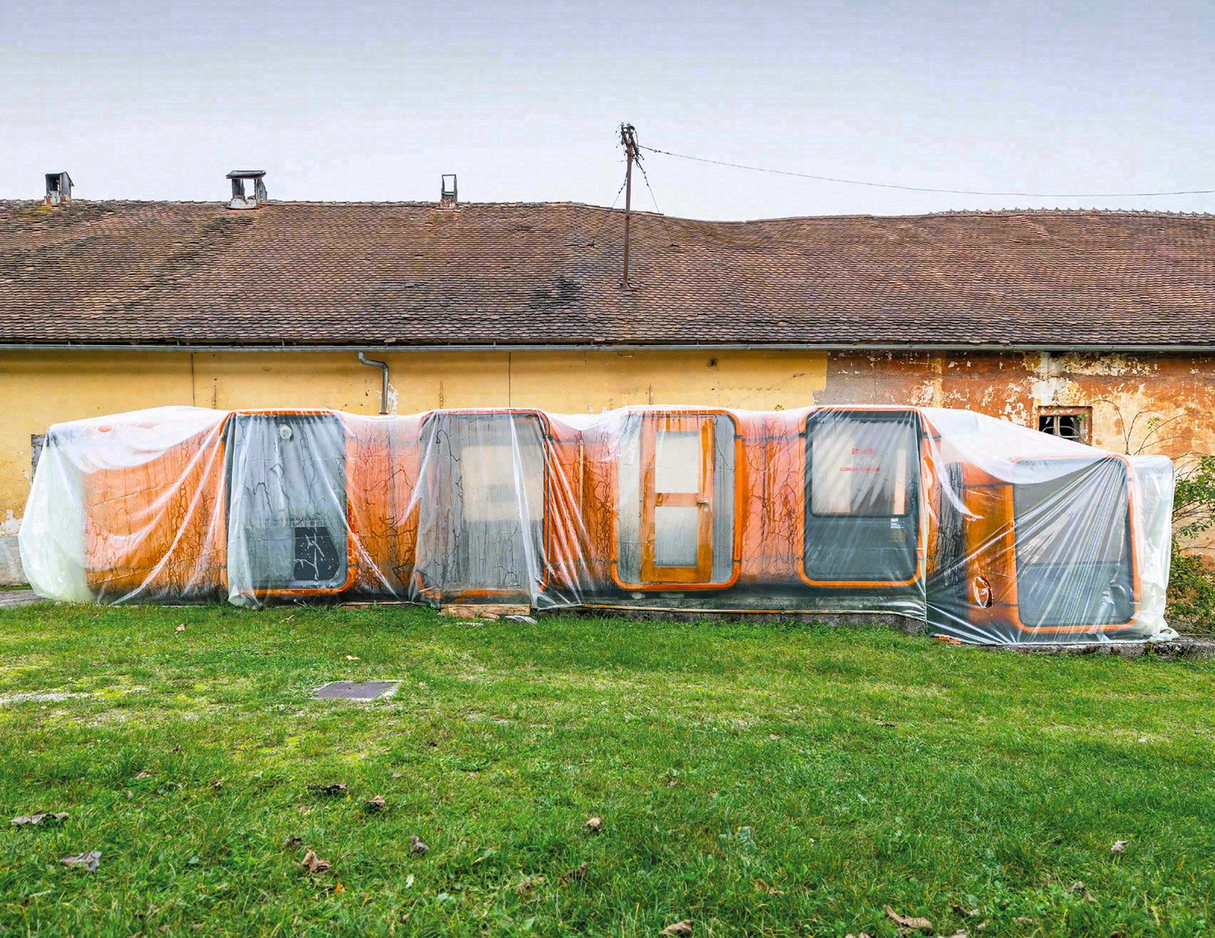 报亭；公用电话亭；信息亭丨Zupagrafika-31