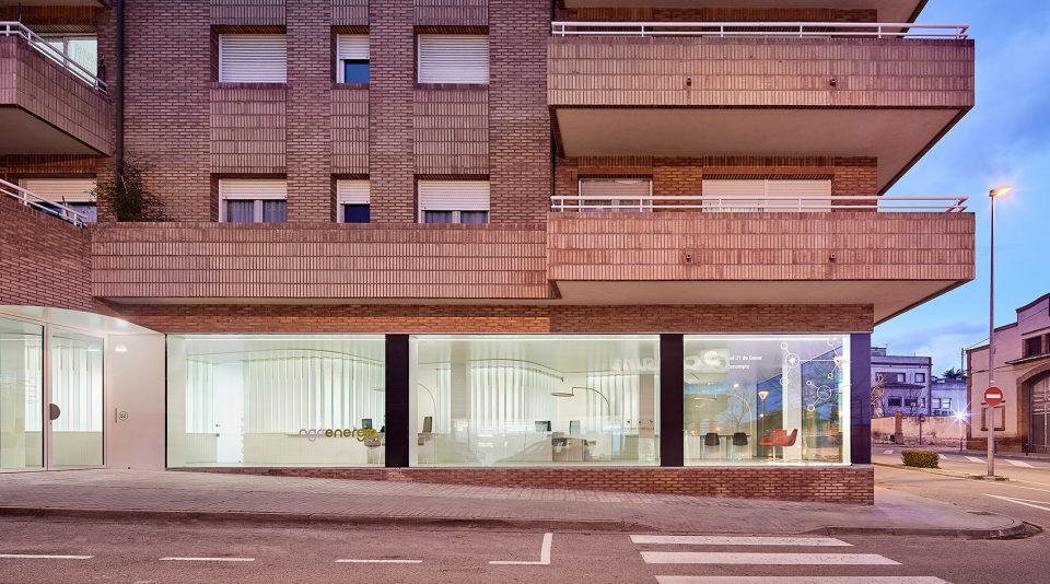 西班牙光屏办公空间  unparelld’arquitectes-5