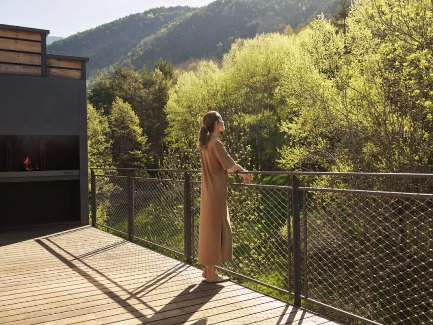 让·努维尔新作|岩石与森林之诗,22000块石材拼贴的豪宅-61