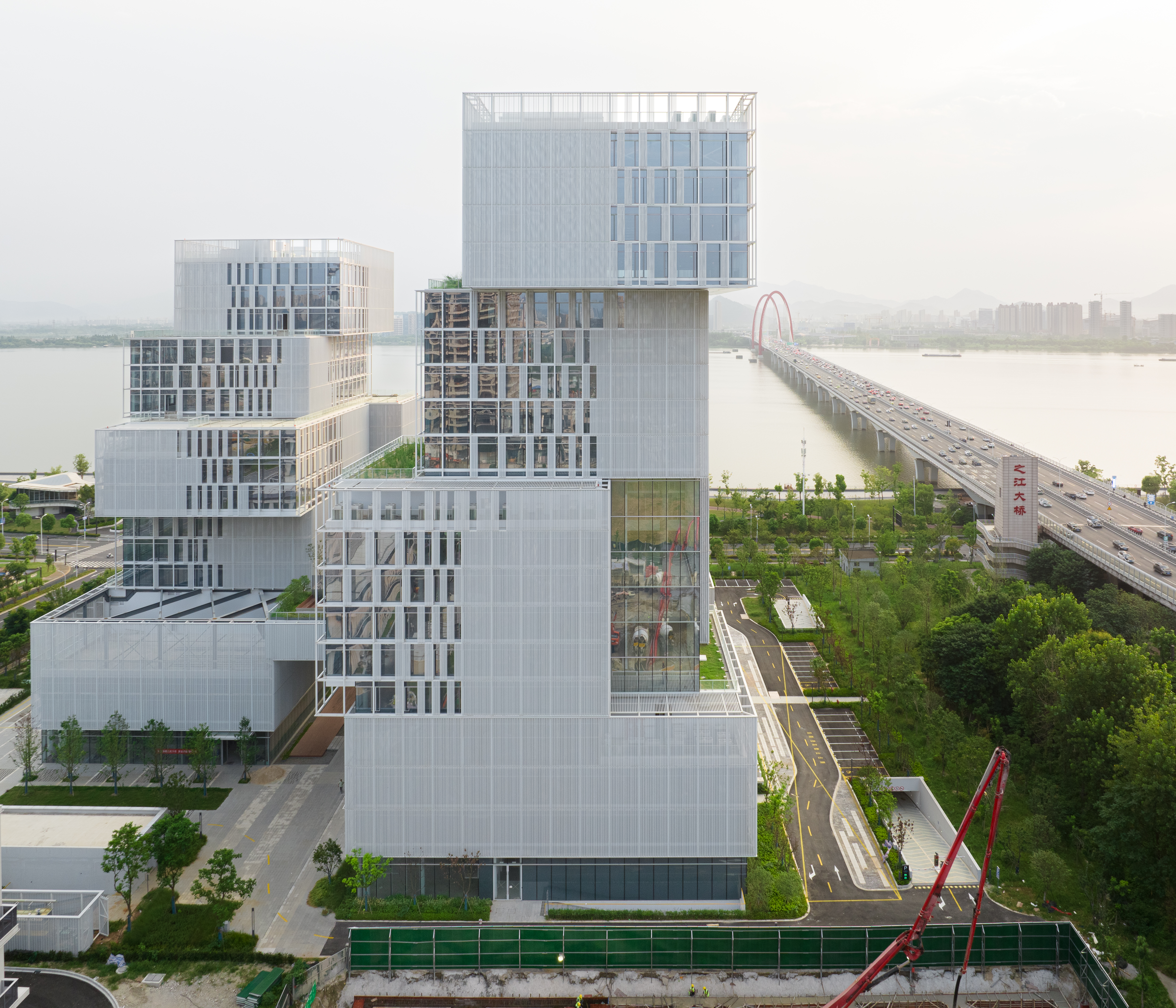 gad Design| Smart New World Innovation Center-1