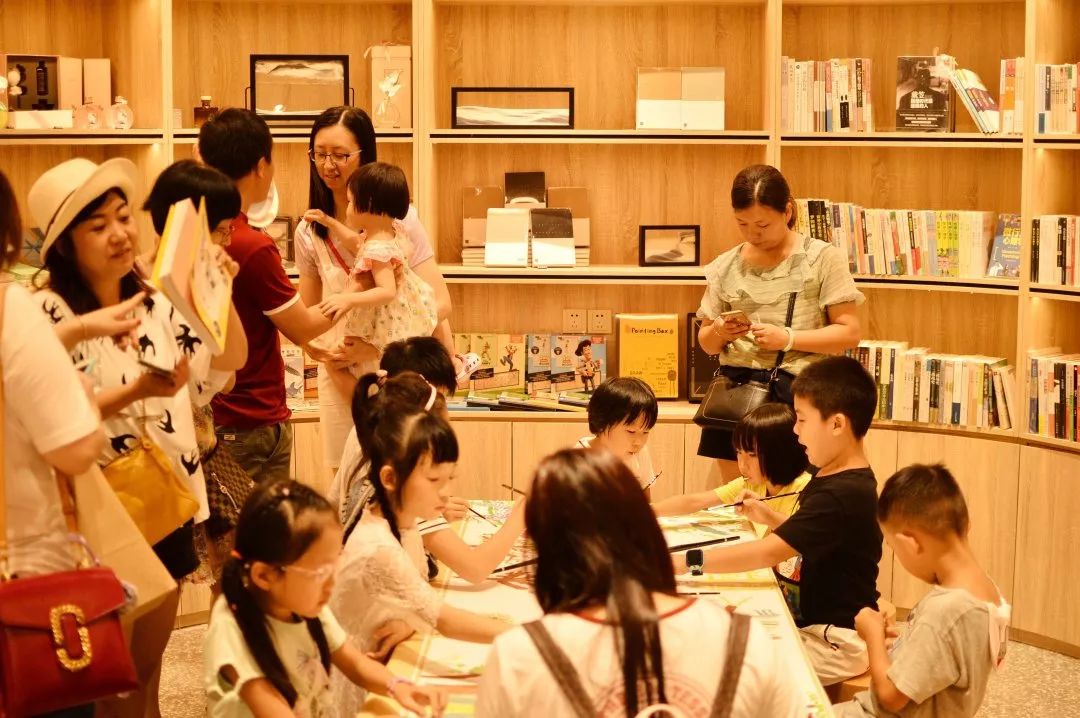 一座堪比美学馆的书店，深圳首家方所落户大鹏！-12