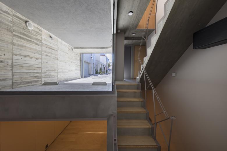 神宫前の踊居丨日本东京丨蘆田暢人建築設計事務所-18