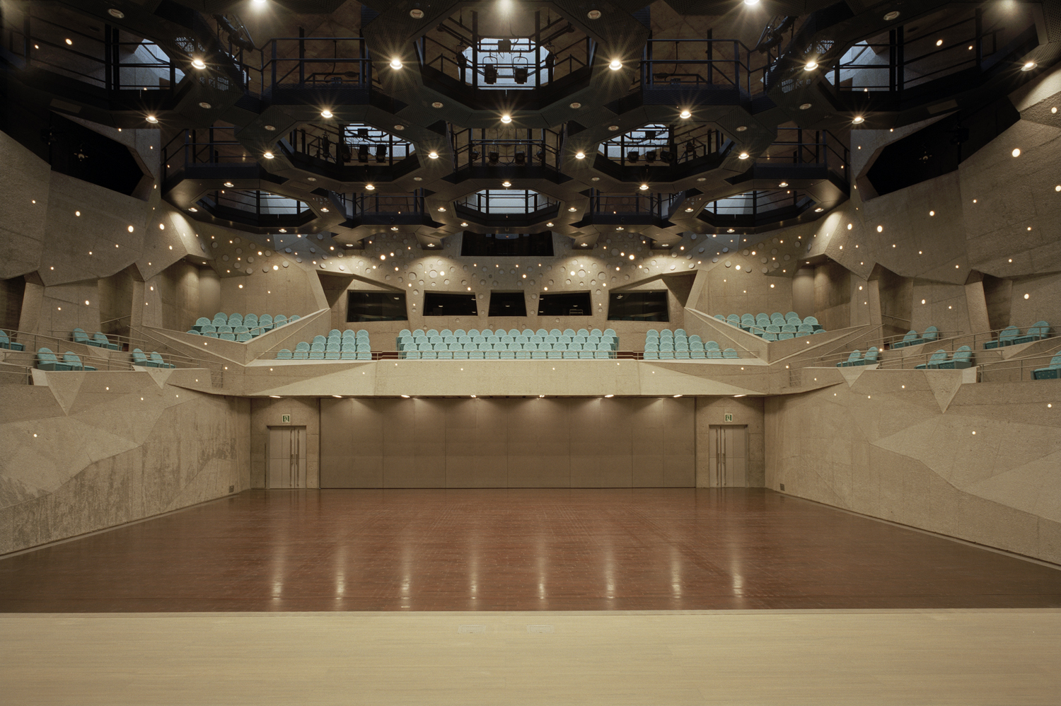 八丈市政府大楼与礼堂-18