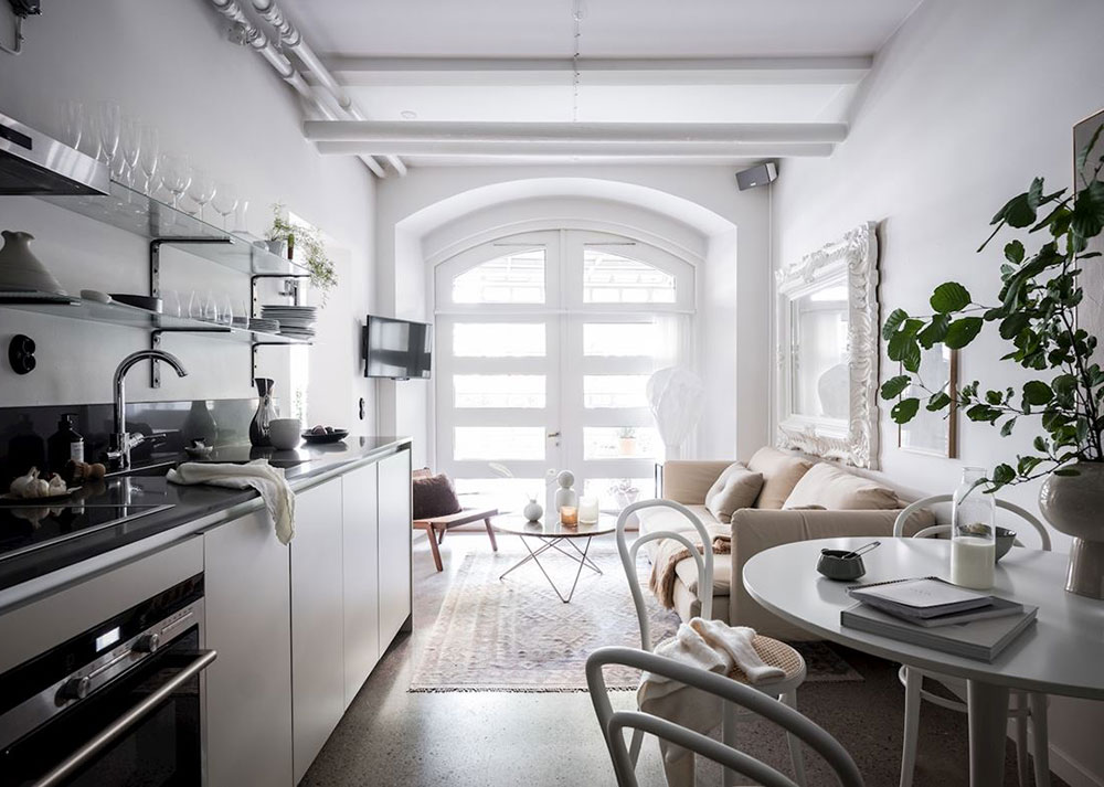 瑞典白色公寓，一窗一镜尽显经典魅力-2