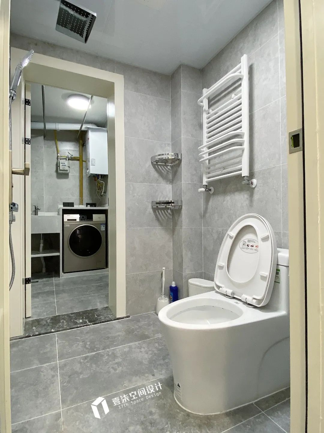 大学新生的现代生活容器-49