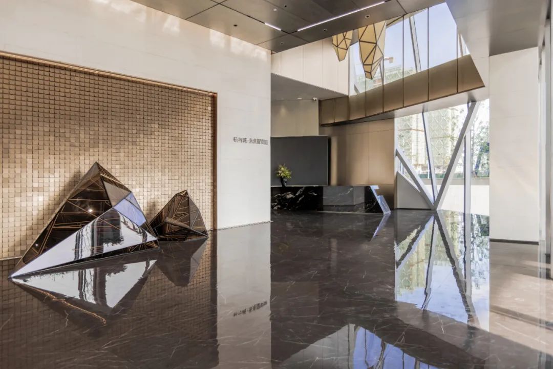 龙湖杭州杭与城·未来探索馆丨中国杭州丨北京靳朝晖设计有限公司-19