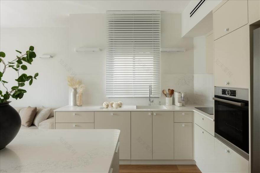 翻新带拐角的公寓成温馨住宅丨以色列耶路撒冷丨建筑师兼室内设计师米拉夫·诺阿-22