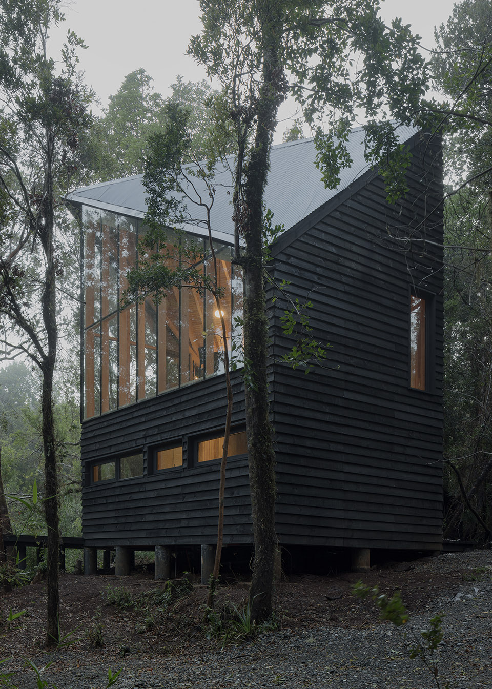 Calfuco小屋丨智利丨Tomas de Iruarrizaga-44