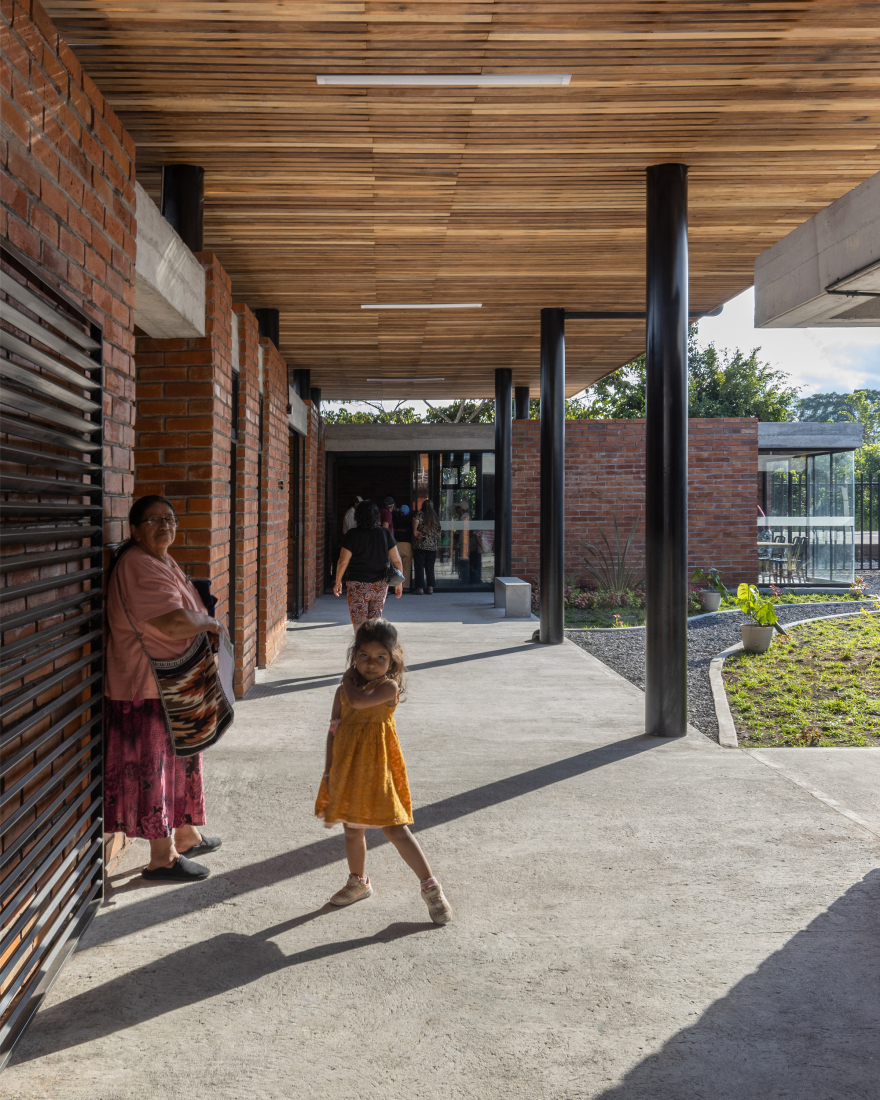 新日老年人中心丨厄瓜多尔丨Side FX Arquitectura-28