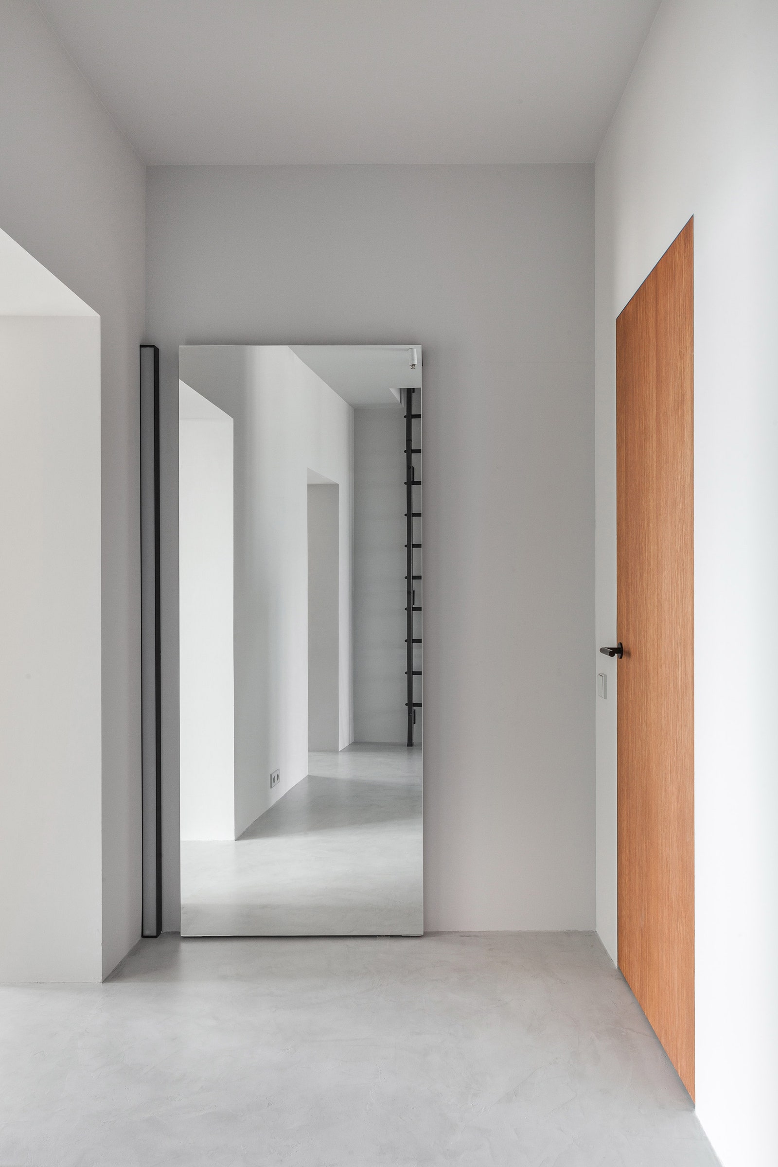 明斯克132㎡禁欲风公寓丨白俄罗斯明斯克丨白俄罗斯Zrobym建筑事务所-30