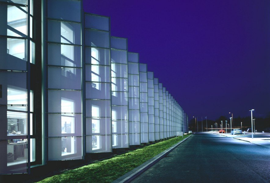 CAE Electronics - Lifschutz Davidson Sandilands-2